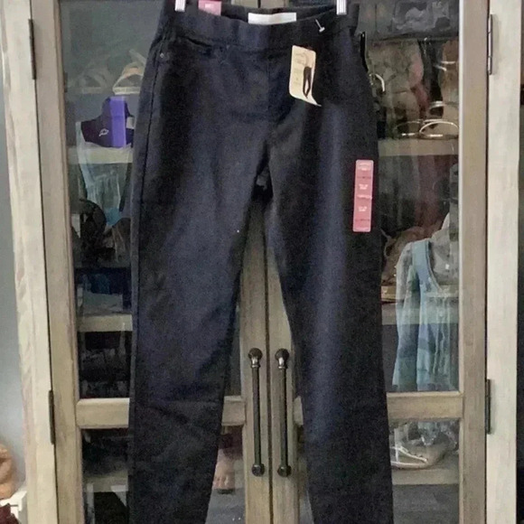 NWT Signature by Levi Strauss Pull-On Skinny Jeans - Picture 4 of 7